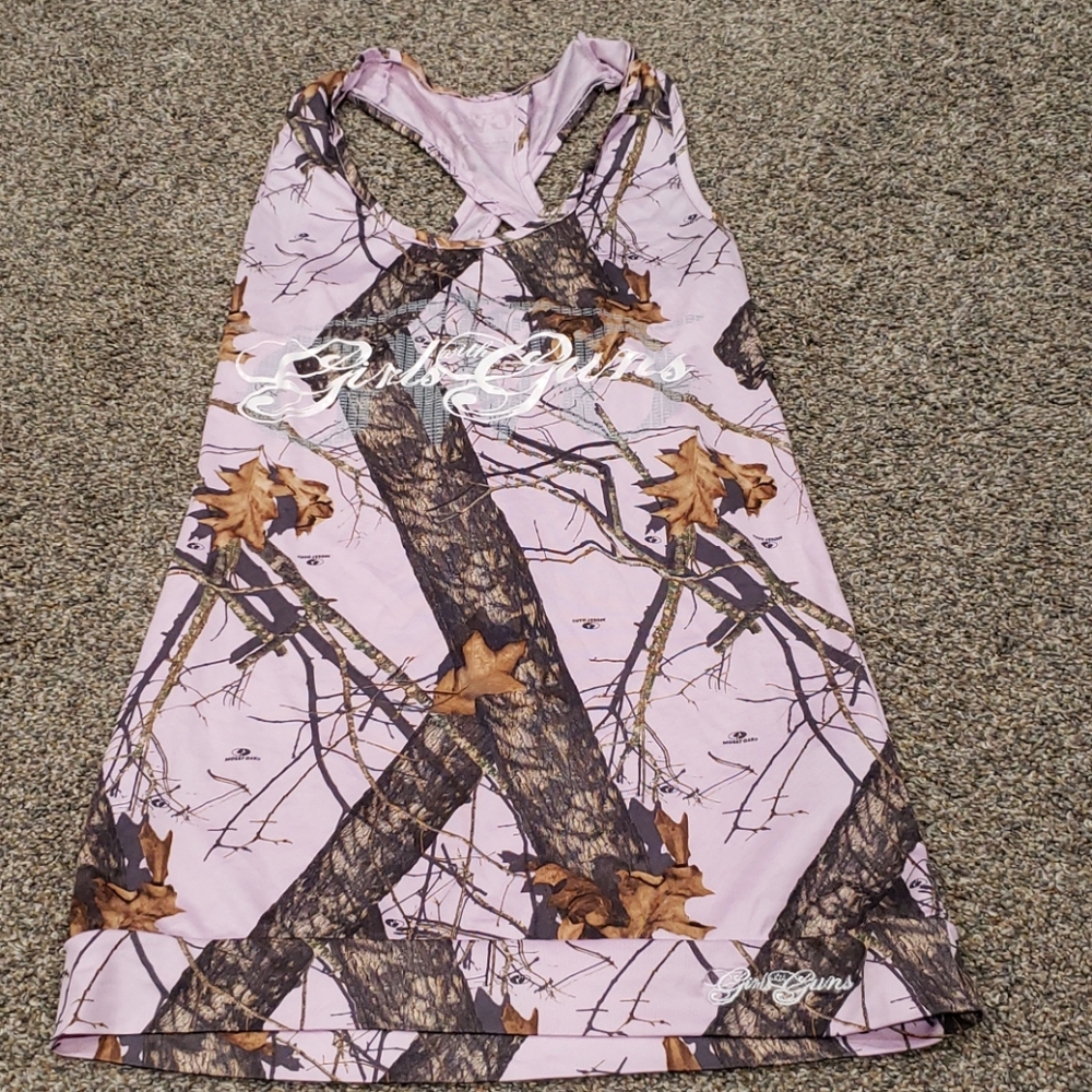 girls with guns tank top